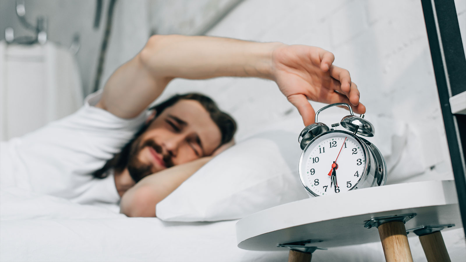 Mastering Time Management: How to Win the Battle Against the Clock Mastering Time Management: How to Win the Battle Against the Clock